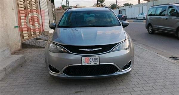 Chrysler Voyager 2020 for sale in Iraq - Abu Al-Khaseeb